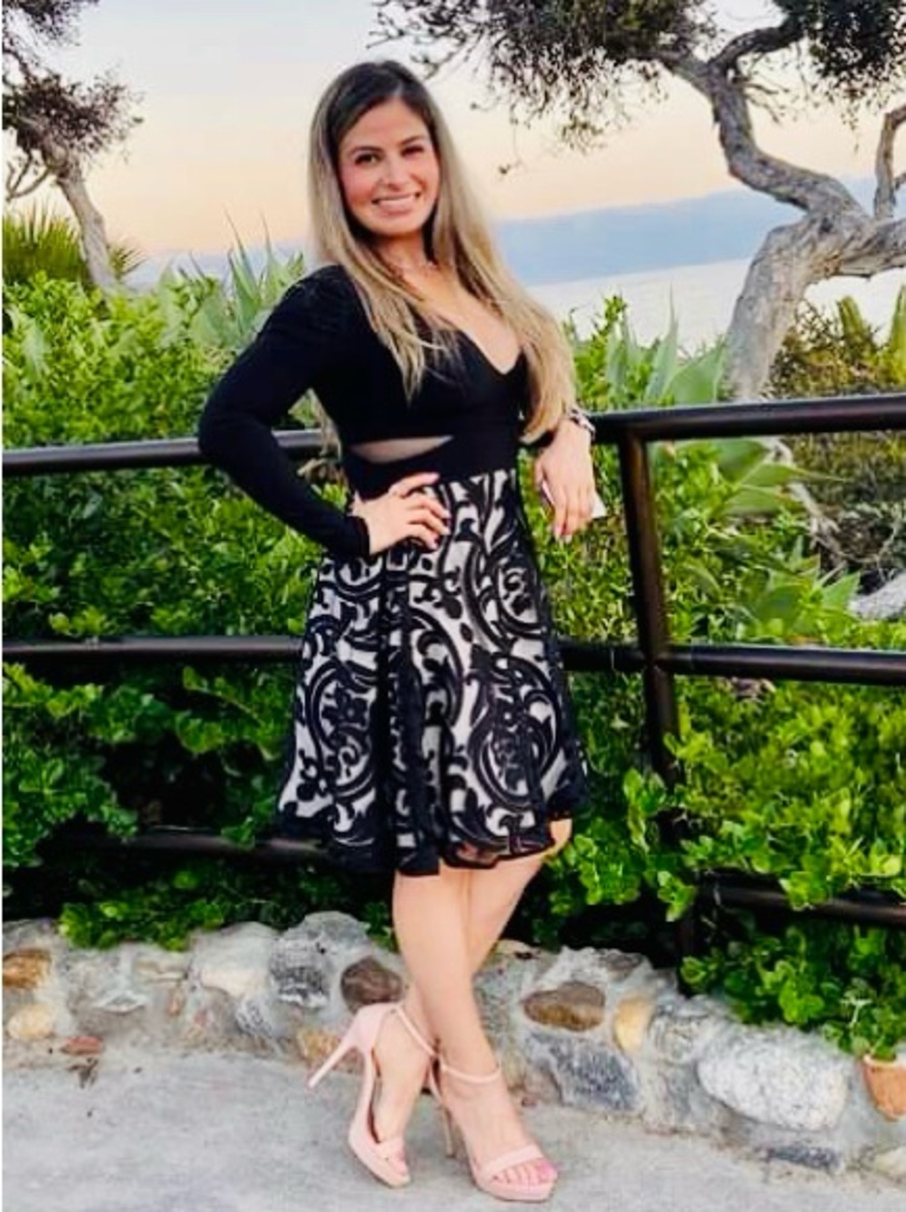 Xscape Black and Cream Lace-Overlay Circle Skirt